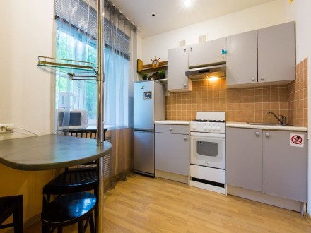 Апартаменты на Заморёнова 9