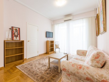 Апартаменты на Заморёнова 11