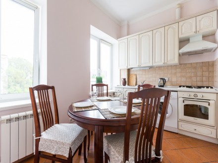 Апартаменты на Заморёнова 11